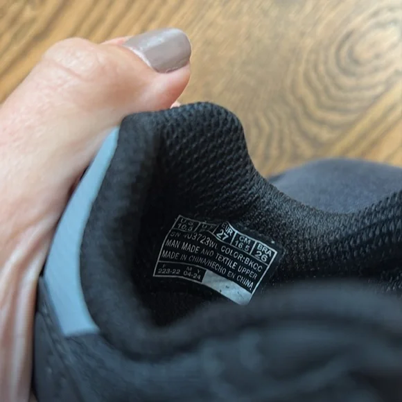 NWT Sketchers preschooler shoes, 10.5 W - Picture 4 of 5